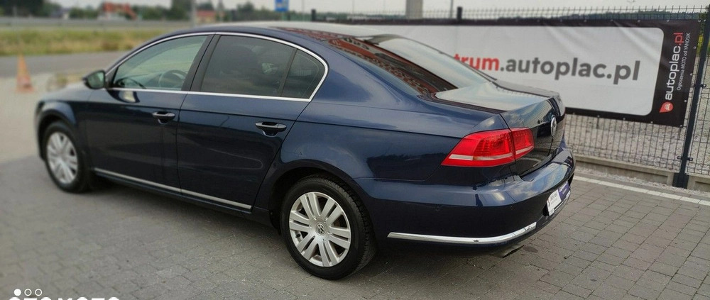 Volkswagen Passat cena 35800 przebieg: 175215, rok produkcji 2011 z Lublin małe 254